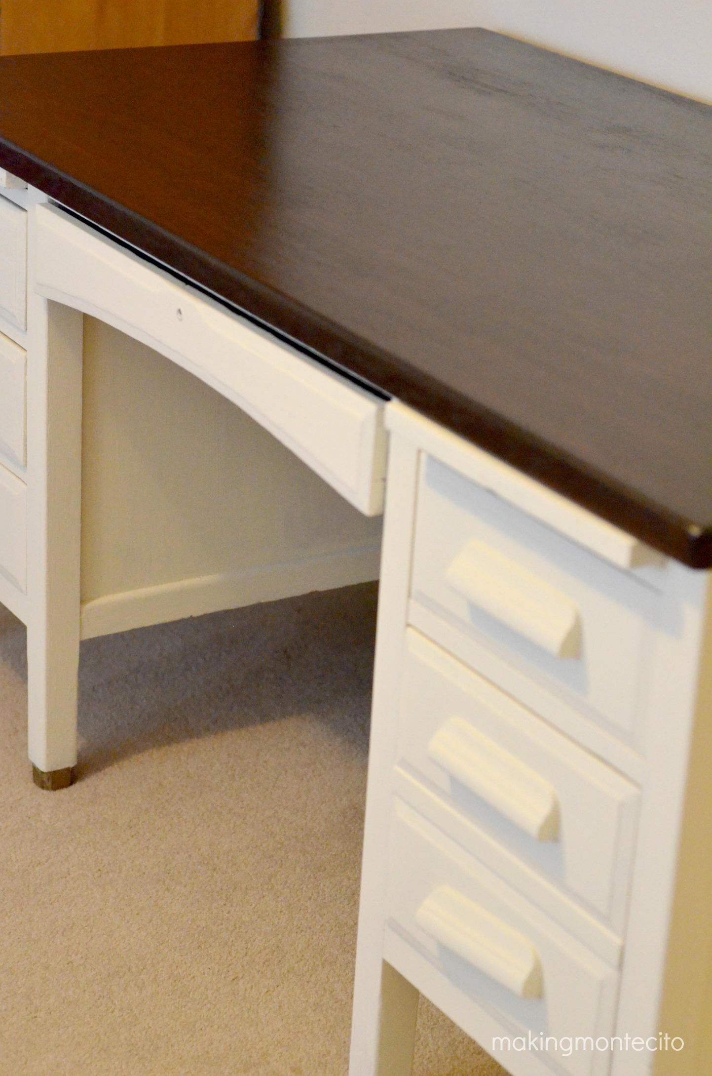 making montecito - old teachers desk makeover 14